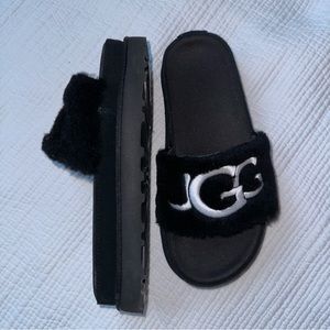 UGG platform slippers